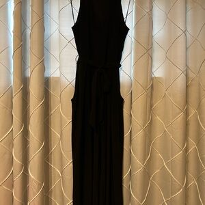 Black Sleeveless Cropped Jumpsuit